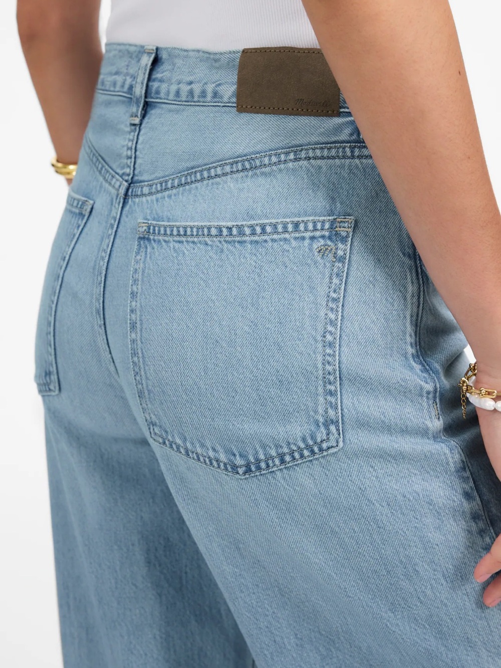 Madewell Superwide-Leg Jeans: Airy Denim Edition - Picture 2 of 9